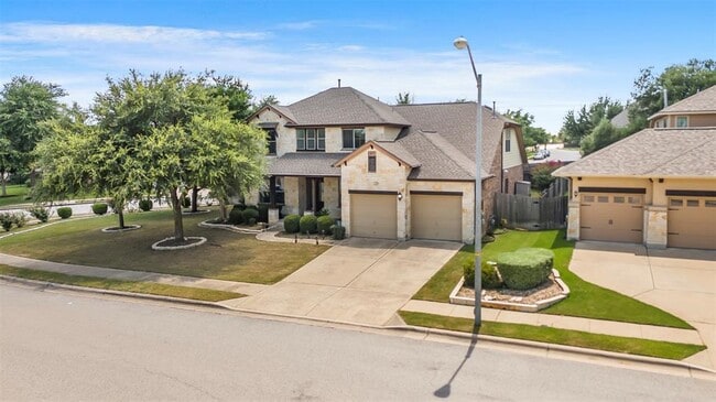 Building Photo - 300 Southern Cross Dr