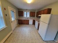 Building Photo - 95 Old County Rd N