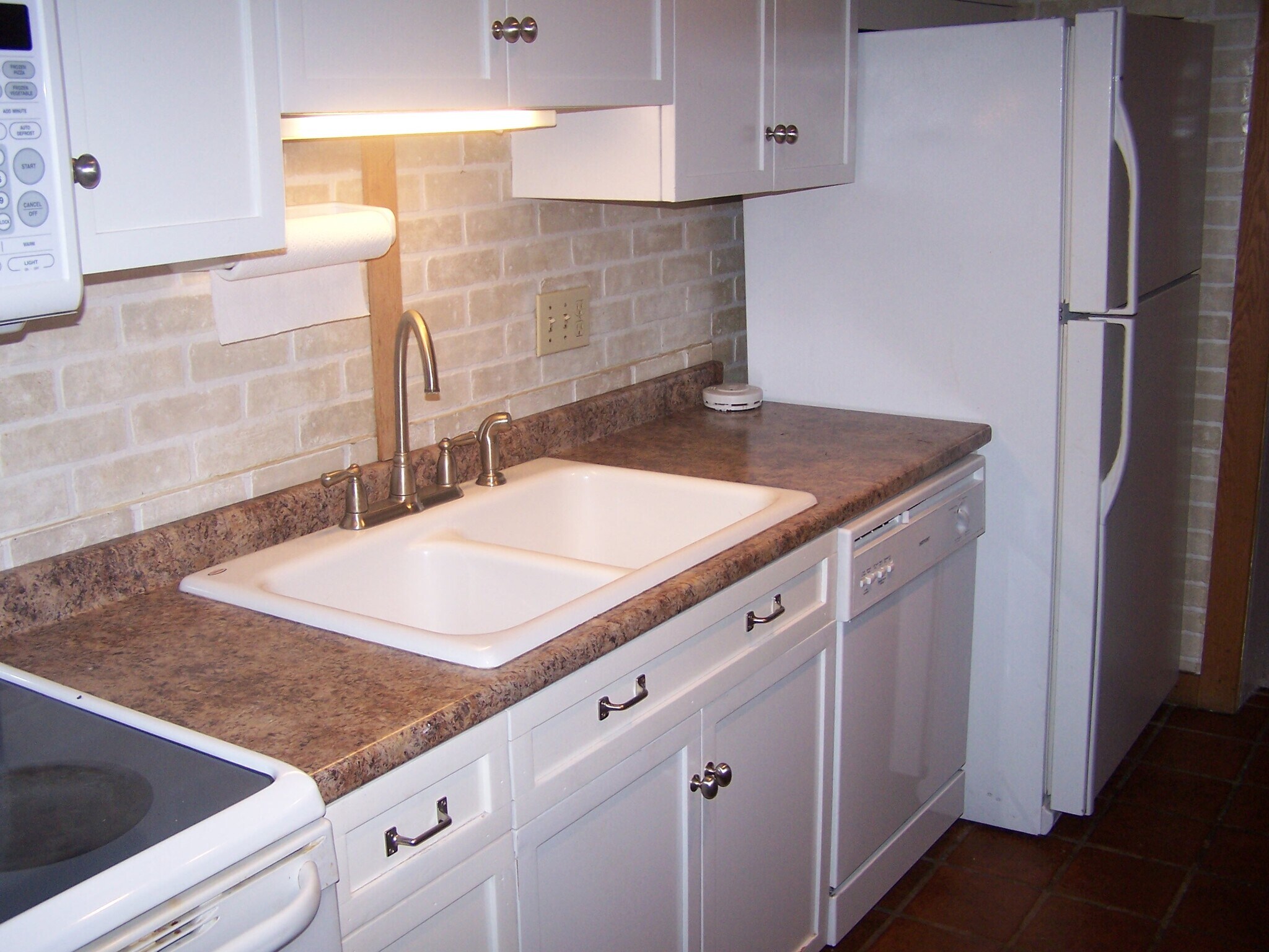 Kitchen - 218 E Orange St