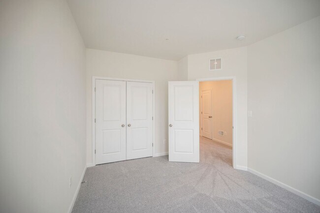 Building Photo - Close to everything!  Skyline at Embrey Mill!  Brand New Live and Work Townhomes.