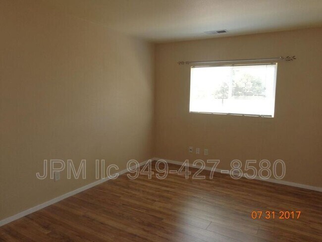 Building Photo - 5065 Pradera St