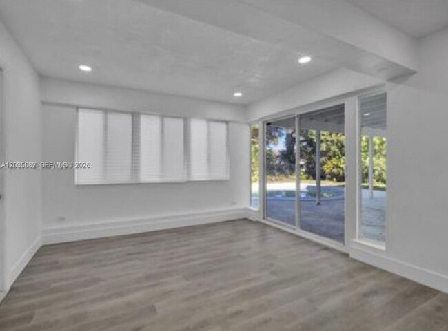 Building Photo - 3811 NW 6th Pl