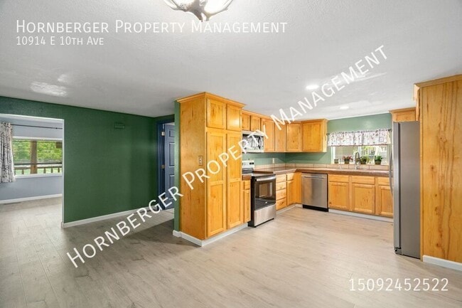 Building Photo - 10914 E 10th Ave
