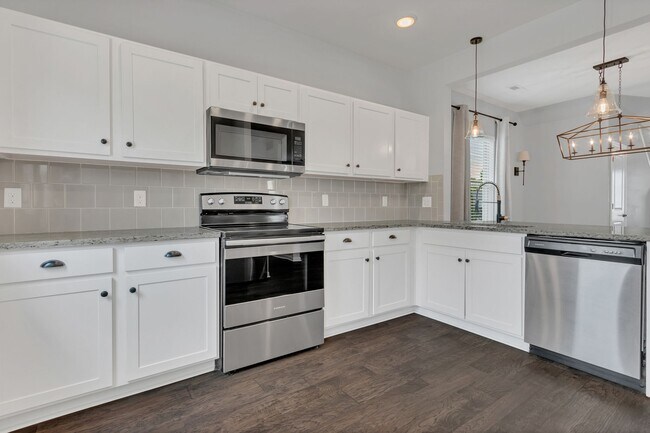 Building Photo - 1051 Lonergan Cir