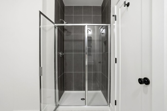 Building Photo - Bright, Open & Exceptionally Large—Your Ideal 2-Story Townhome