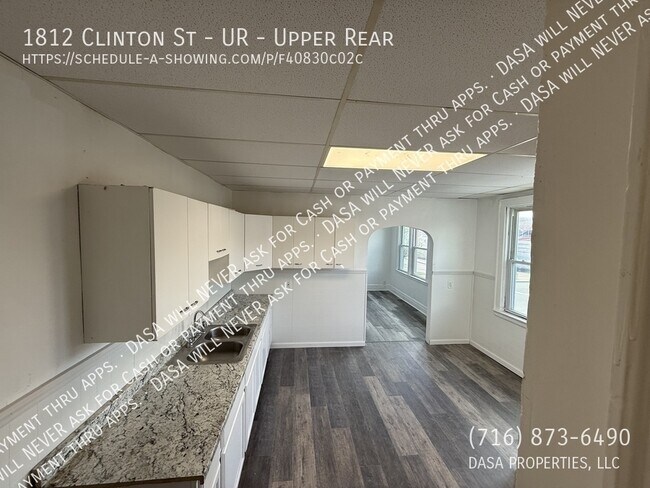 Building Photo - 1812 Clinton St