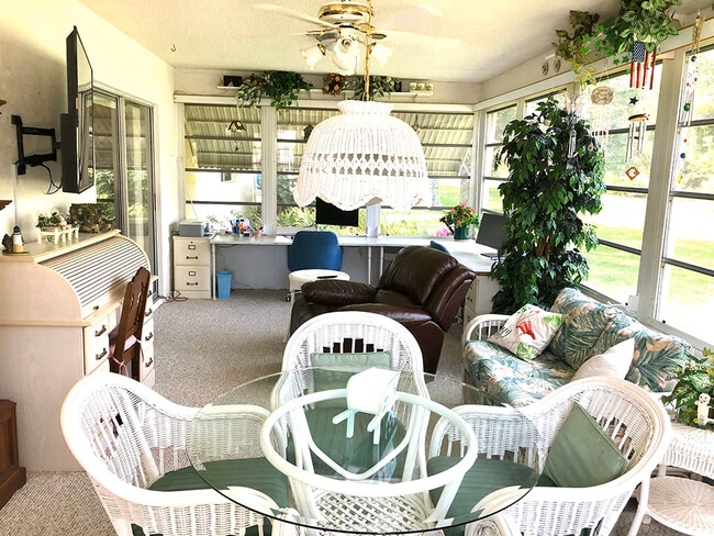 Building Photo - 8715 SE Alabama Pl