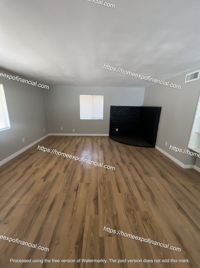 Building Photo - Nice Home For Rent