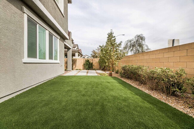 Building Photo - Stunning New 4 Bedroom Home for Rent!