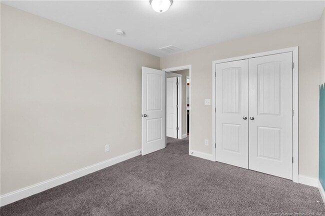 Building Photo - 5344 Debut Ave