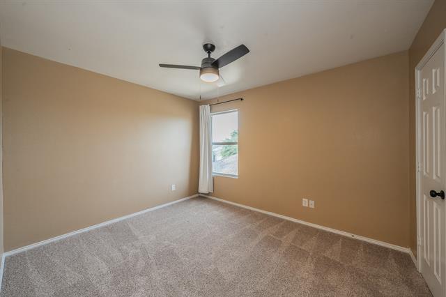 Building Photo - 1906 Beach Dr