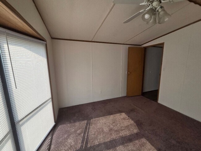 Building Photo - 101 Ann Dr