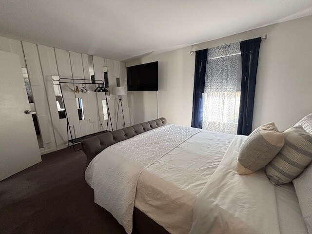 Building Photo - 93 Seaside Ave