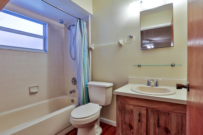 Building Photo - 417 Banana Cay Dr
