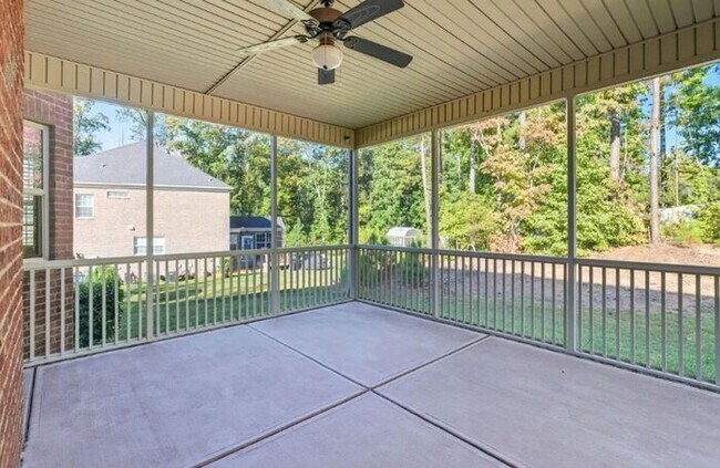 Building Photo - Ashley Oaks Luxury Home