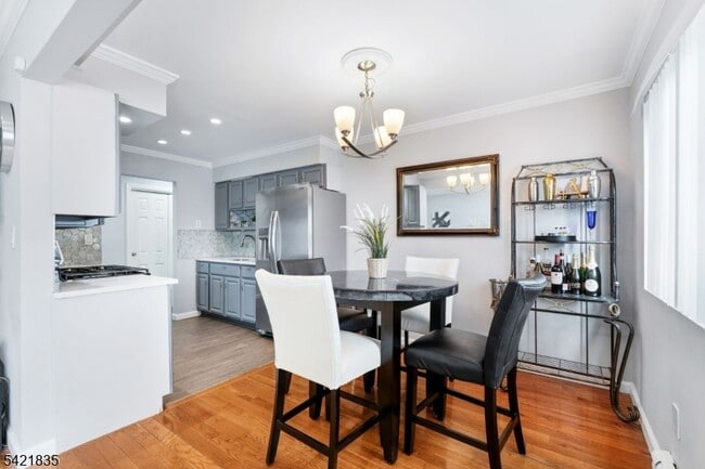 Building Photo - 401 US-22