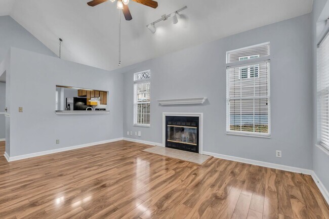 Building Photo - FOR LEASE - SINGLE FAMILY HOME IN HERMITAGE!