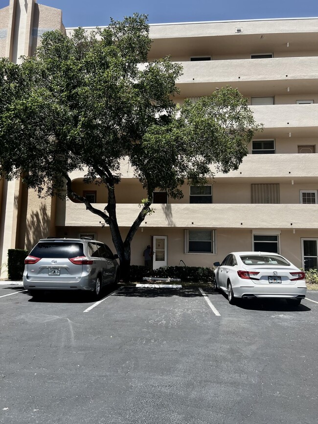 Building Photo - 6461 NW 2nd Ave