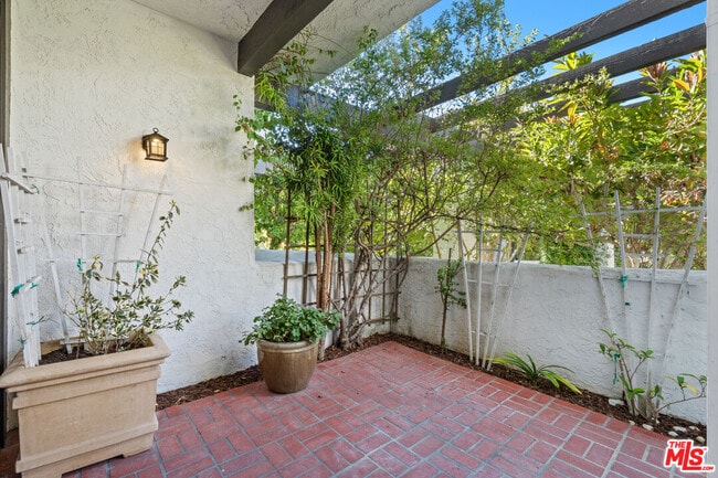 Building Photo - 1548 Michael Ln