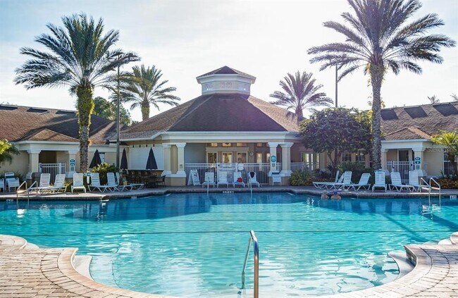 Building Photo - 8121 Fan Palm Way