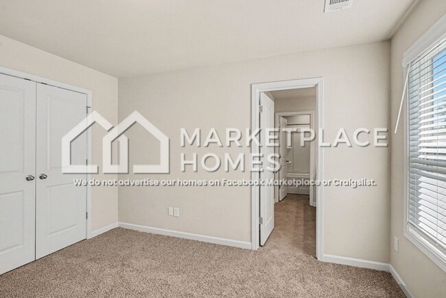 Building Photo - 254 W L Miller Dr