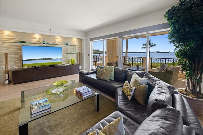 Building Photo - 4924 Fisher Island Dr