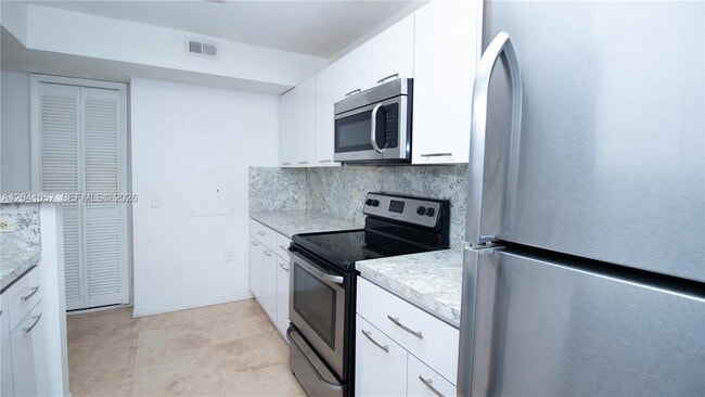 Building Photo - 15077 SW 103rd Terrace