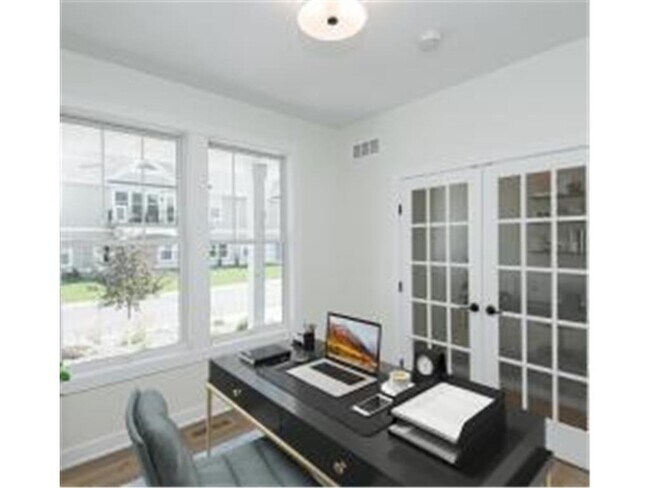 Building Photo - 1483 Belvior Ln NE