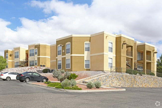 Cuestas Apartment Homes - Las Cruces, NM | Apartment Finder