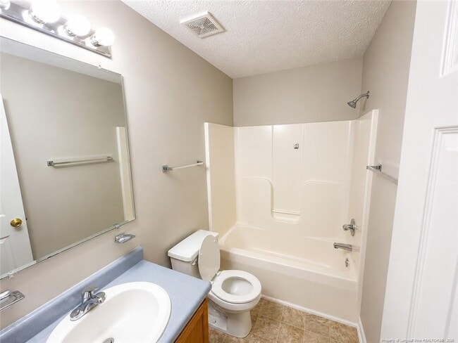 Building Photo - 633 Winthrop Ct