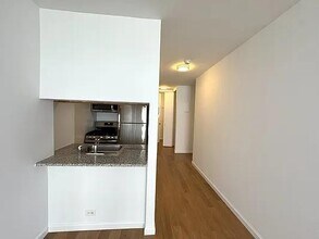 Building Photo - 350 W 50th St