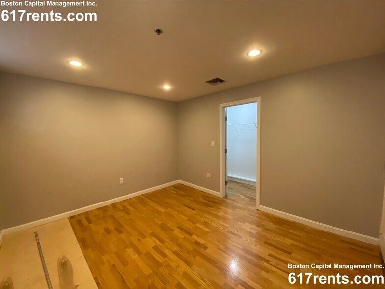Building Photo - 2277 Massachusetts Ave