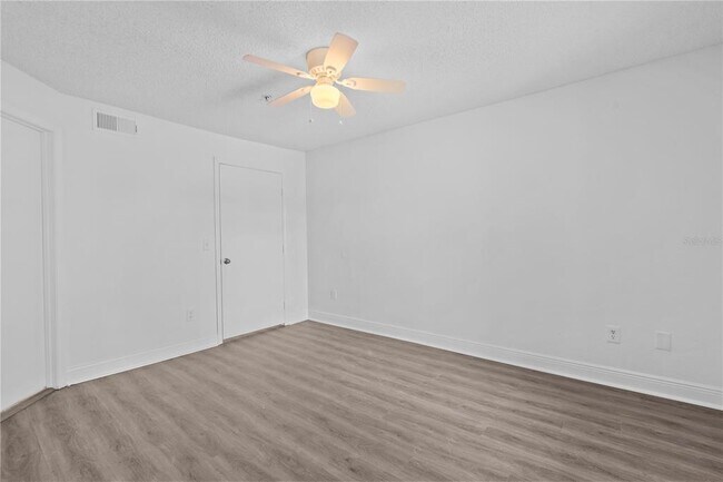Building Photo - 2214 Grand Cayman Ct
