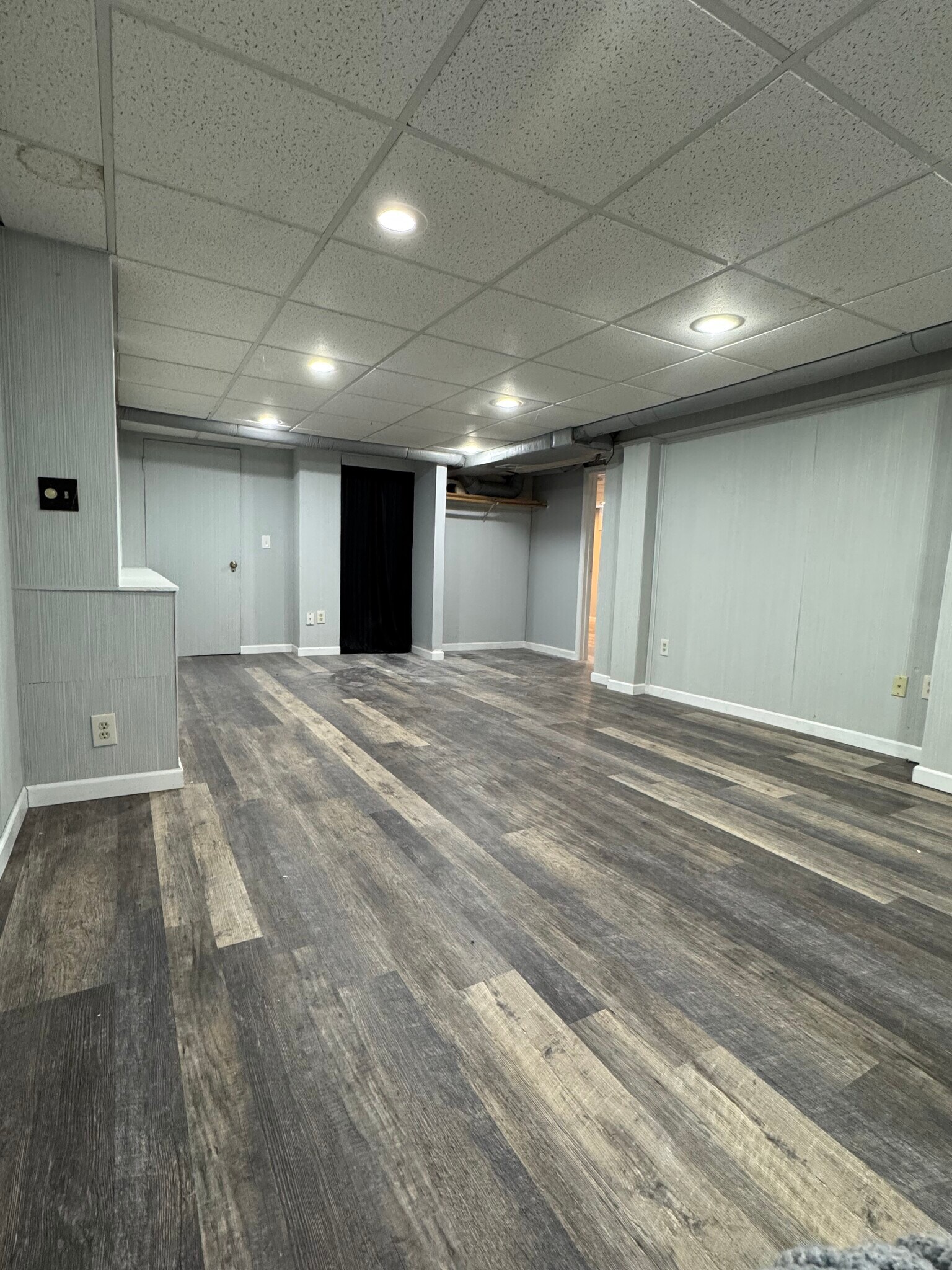 Building Photo - 258 Coburn Ave