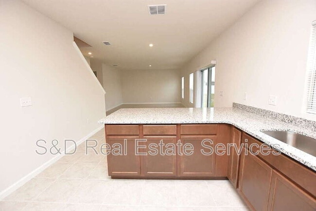 Building Photo - 622 Manchester Path