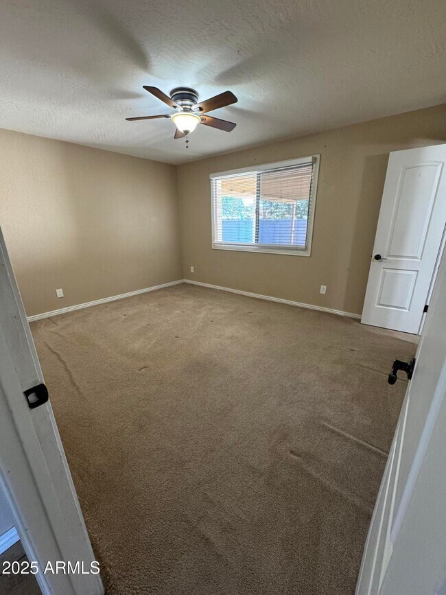 Building Photo - 3753 E Charter Oak Rd