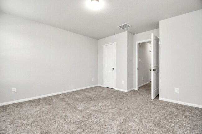 Building Photo - 3206 Alberelli Dr