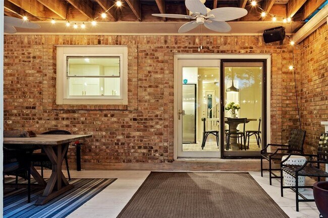 Building Photo - 5805 Harrington Cove