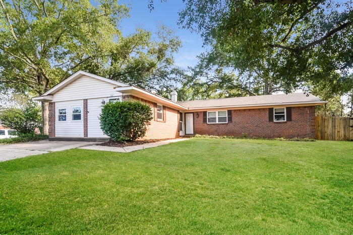 Building Photo - 102 Griffith Ave