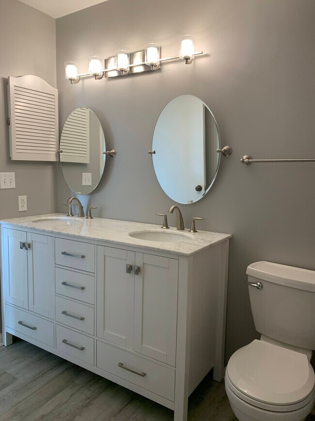 Building Photo - 4903 Hunting Hills Ct