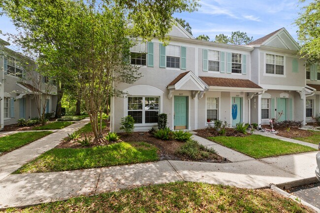 Building Photo - 8671 Hunters Key Cir