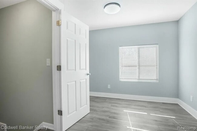 Building Photo - 2190 Kircher Ct