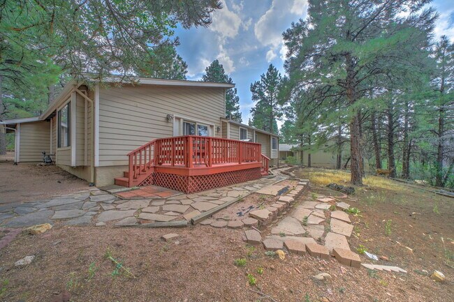 Building Photo - 1540 Spanish Moss Way
