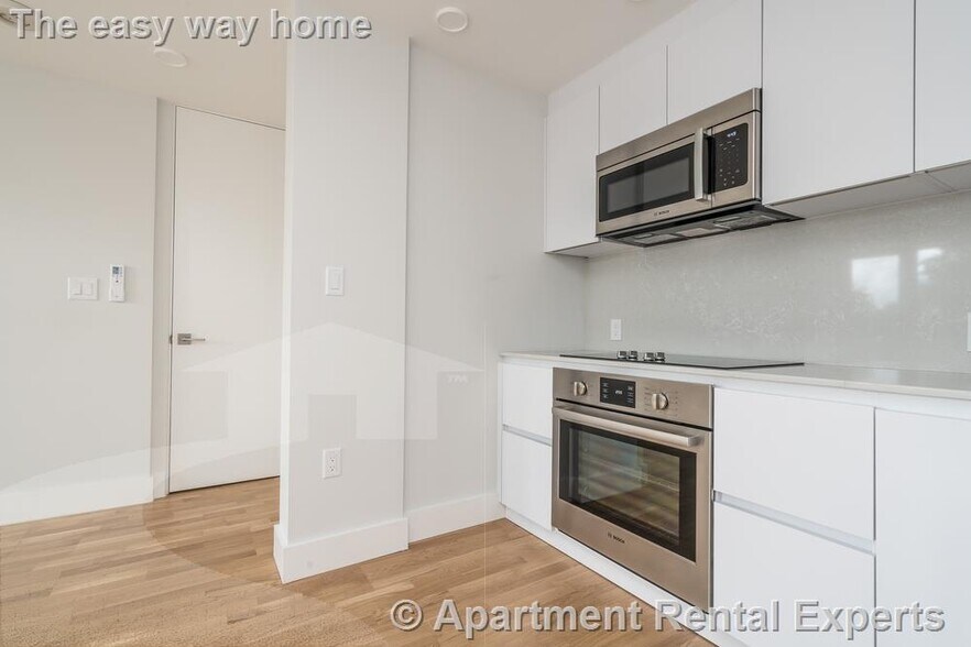 Building Photo - 334 Harvard St