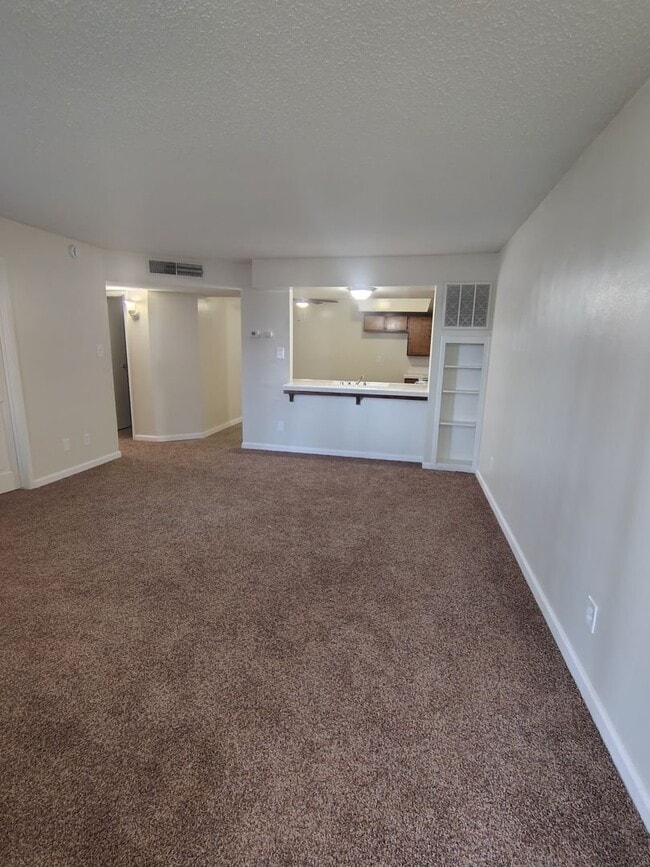 Building Photo - 4140 Teal St