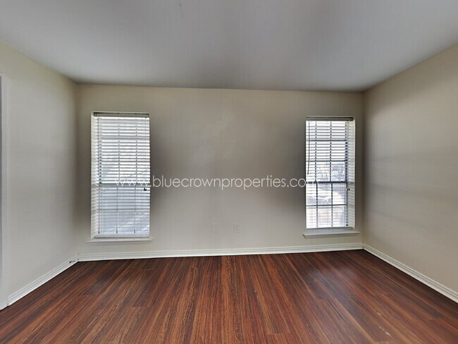 Building Photo - 3627 Dickason Ave