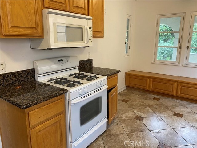 Building Photo - 1028 S Crescent Heights Blvd