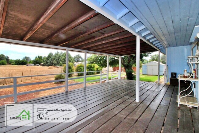 Building Photo - 8615 Patricia Dr