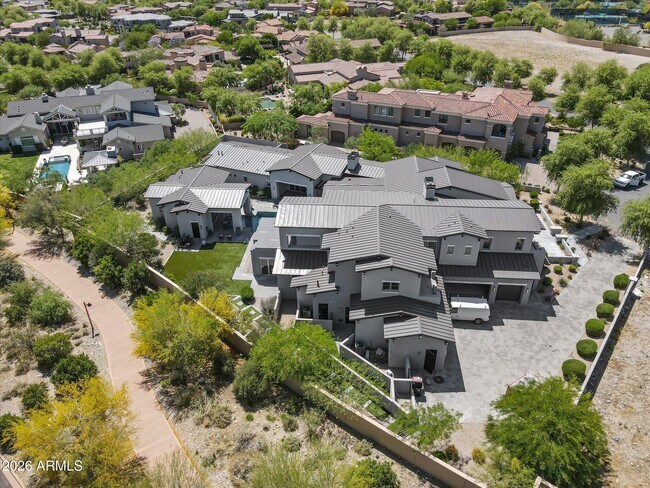 Building Photo - 9979 E Toms Thumb