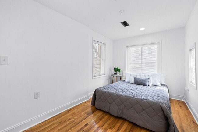 Building Photo - 1225 Patapsco St